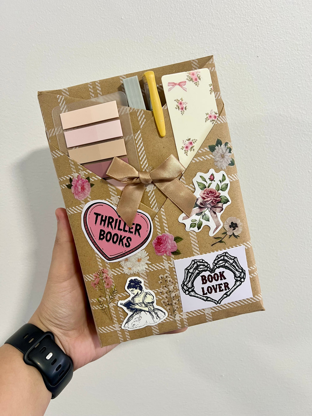 Thriller Blind Date with A Book