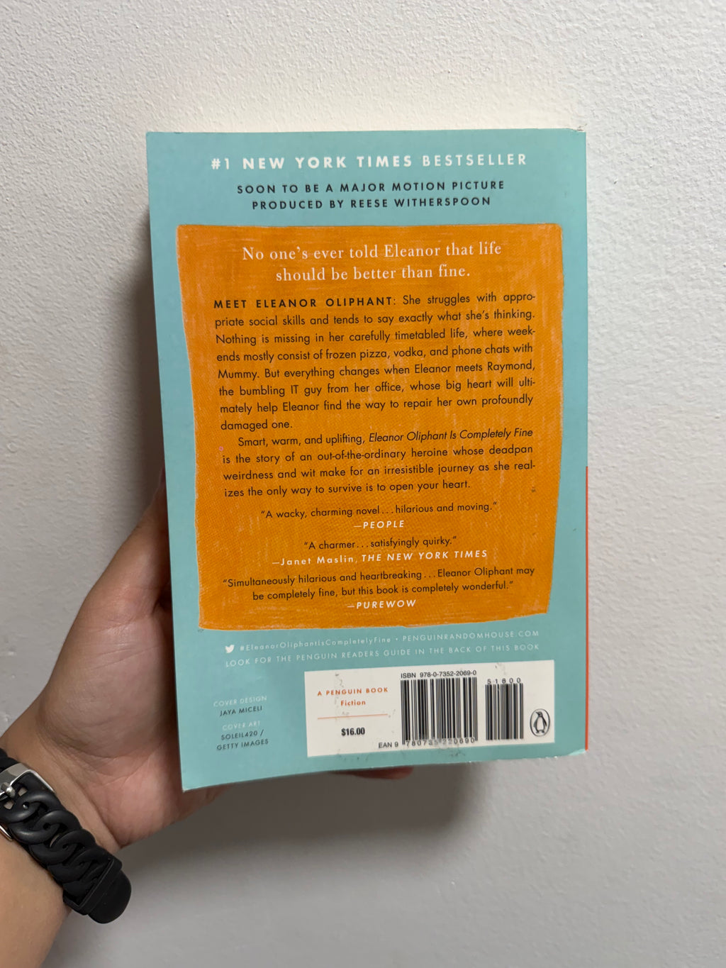 Eleanor Oliphant is Completely Fine by Gail Honeyman
