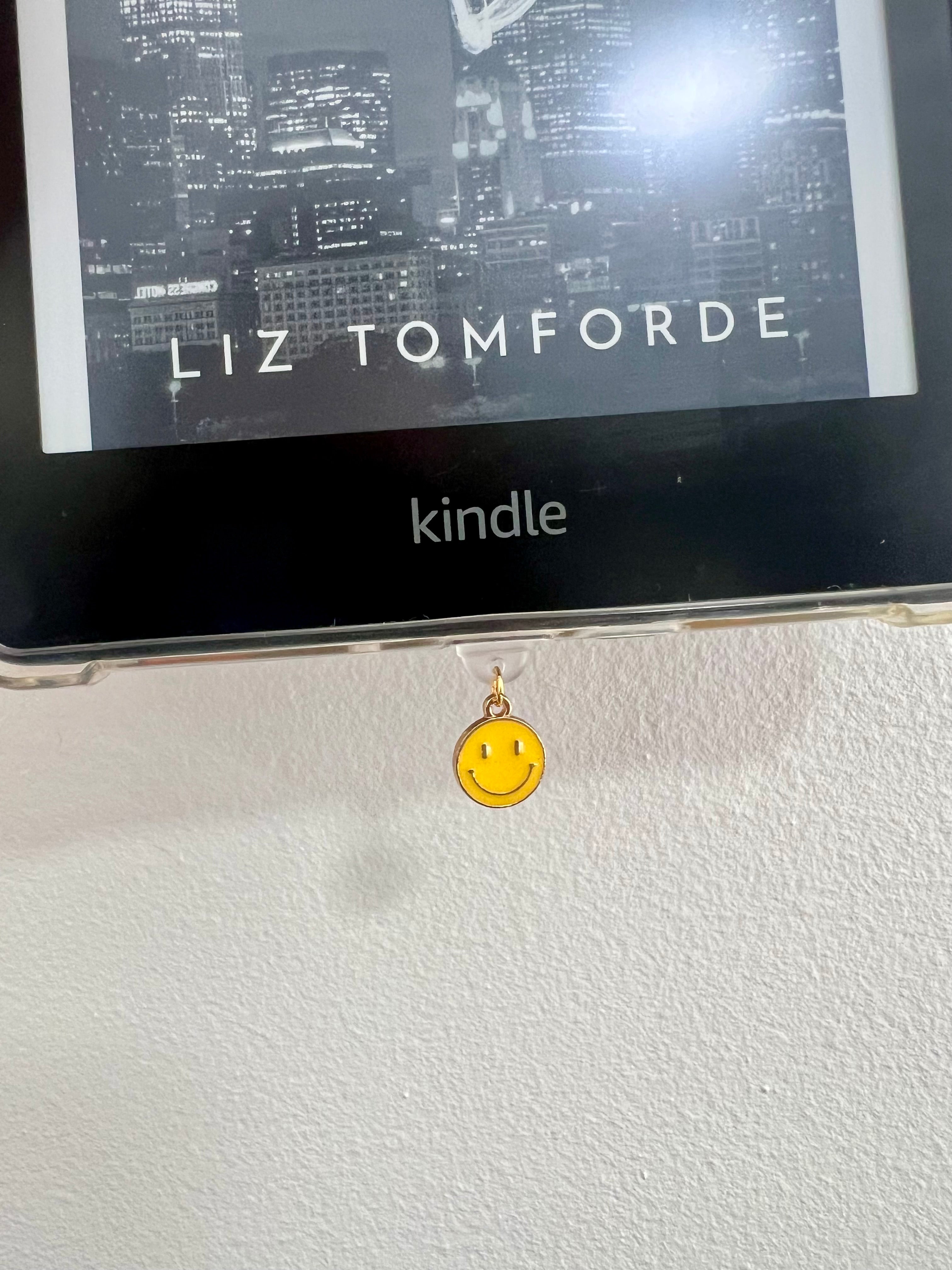 Happy Reads Kindle Charm