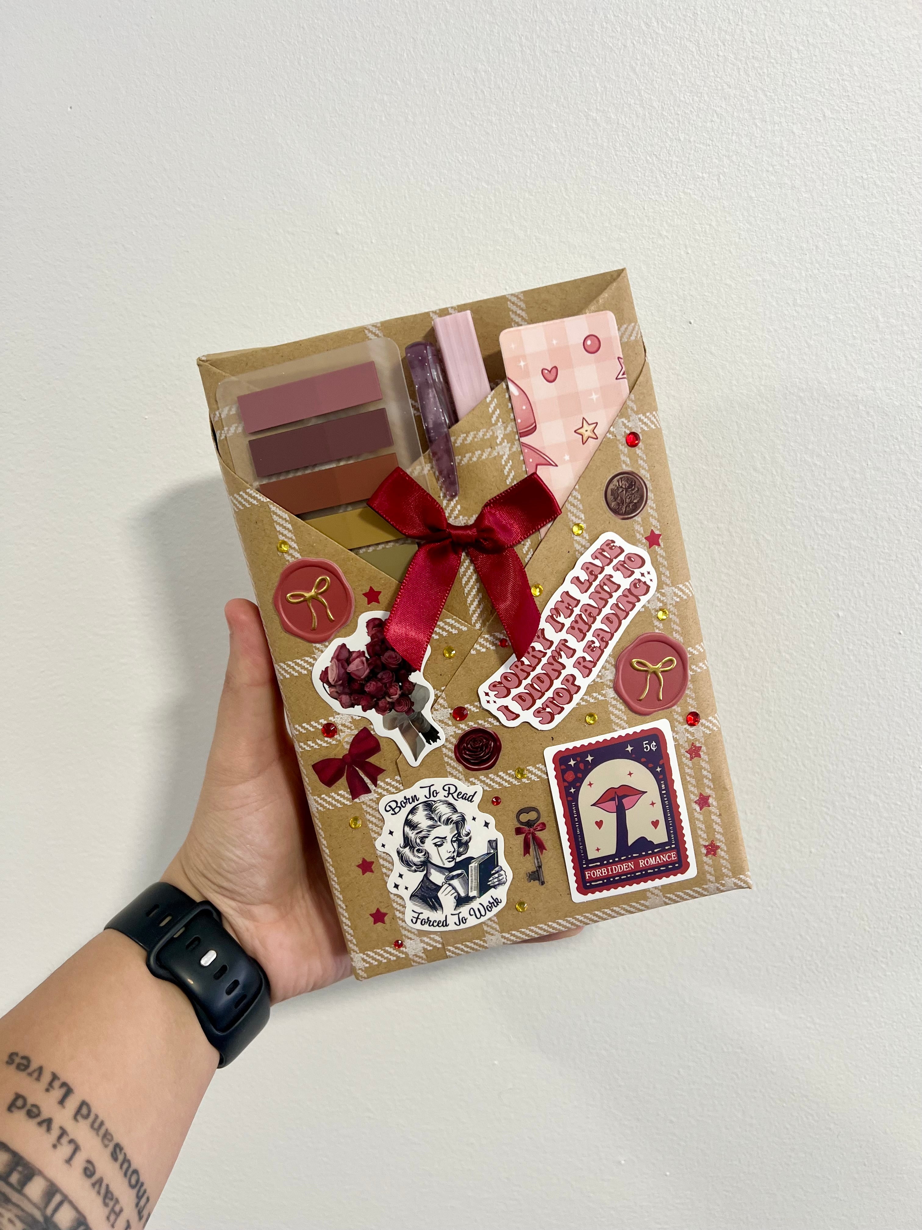 Romantic Suspense Blind Date with A Book