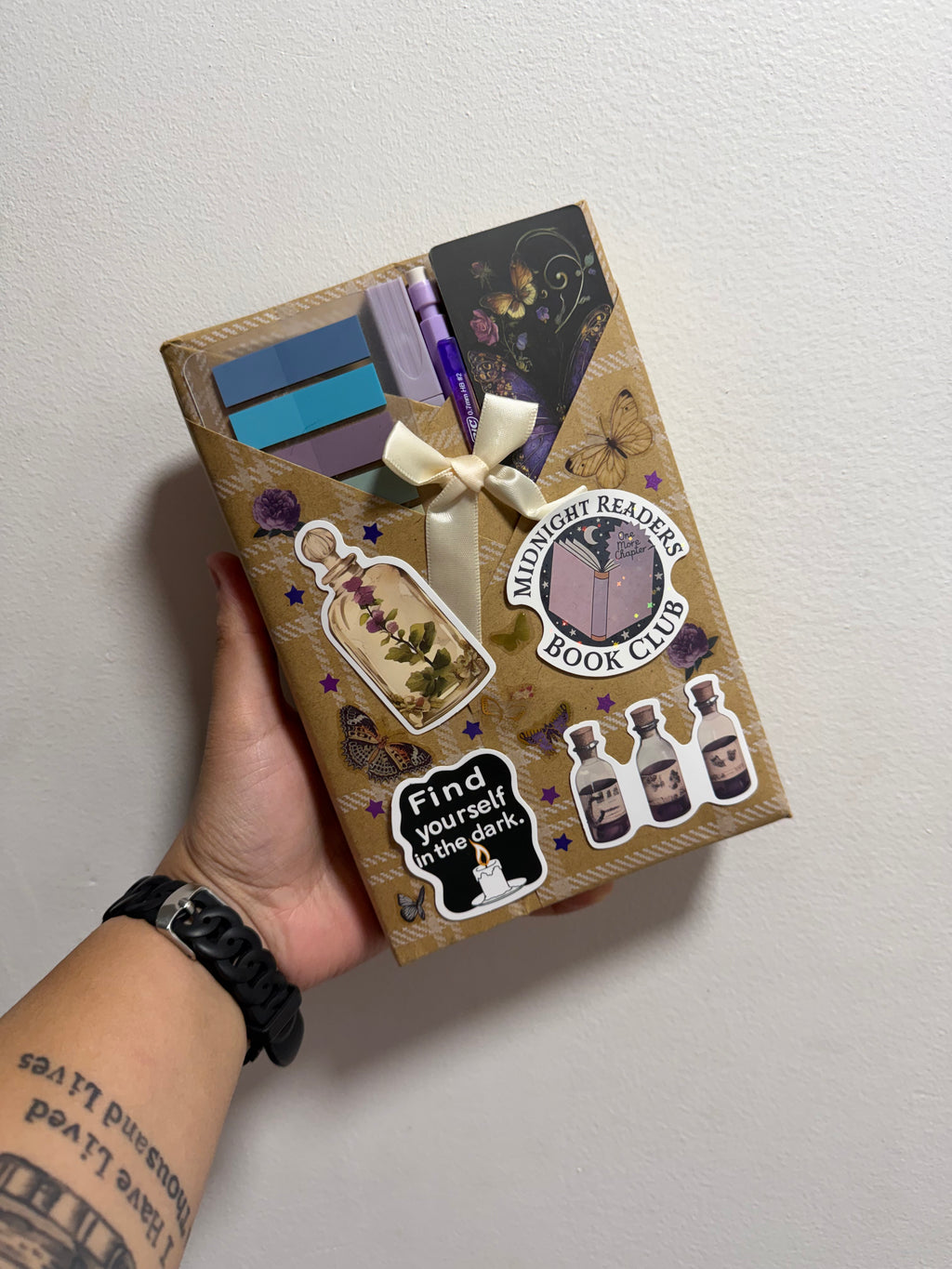 Thriller Blind Date with A Book